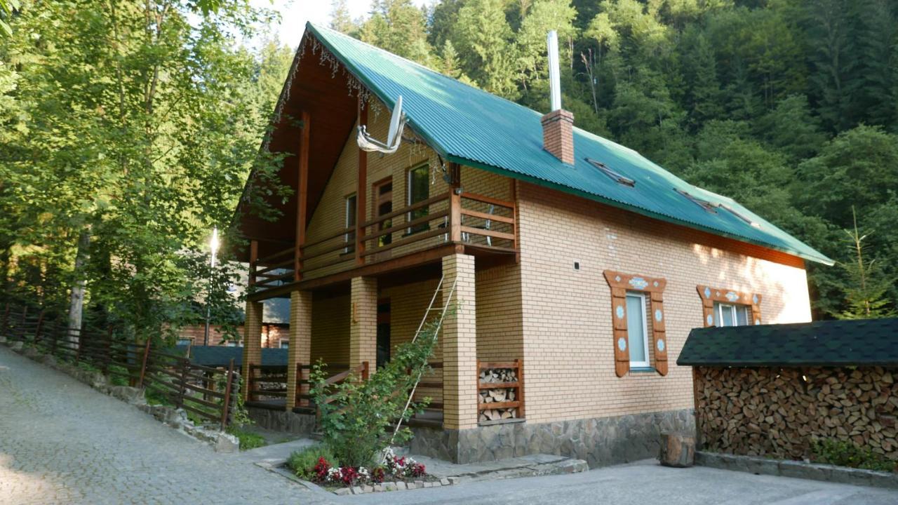 Lavanda Country Club Tatariv Εξωτερικό φωτογραφία